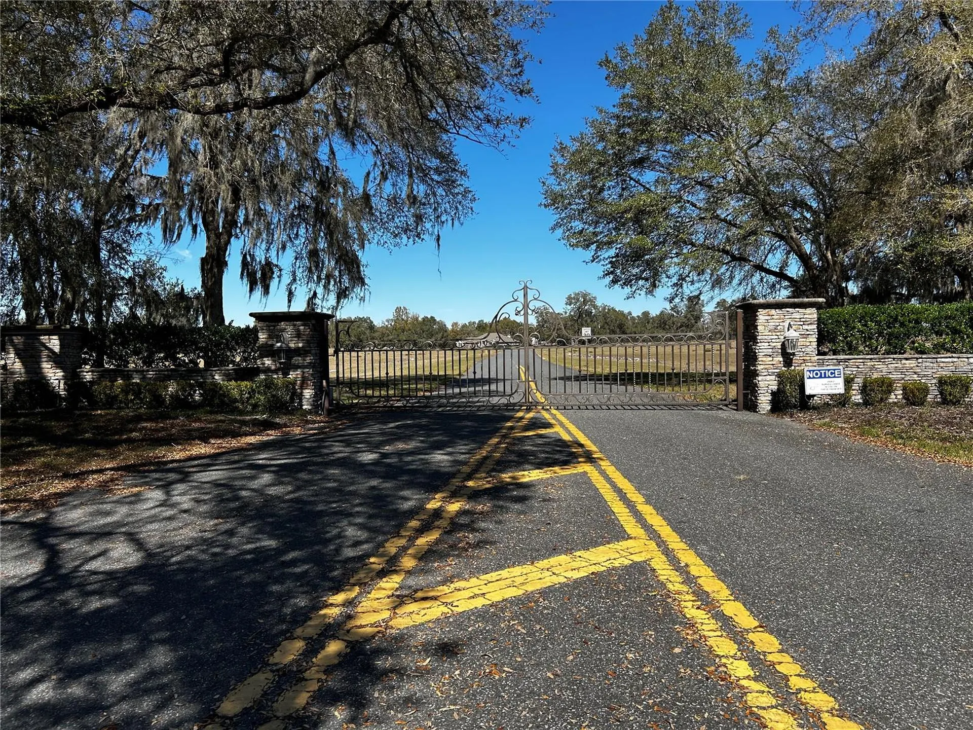 0000 NW 464b Morriston FL 32668