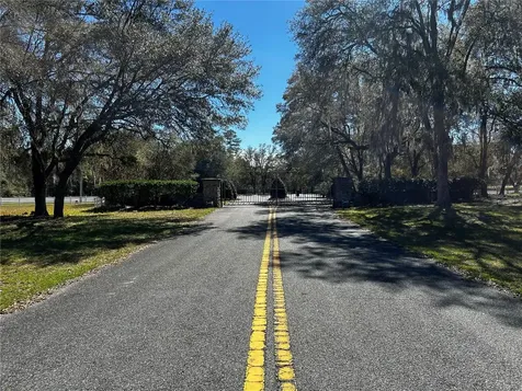 0000 NW 464b Morriston FL 32668