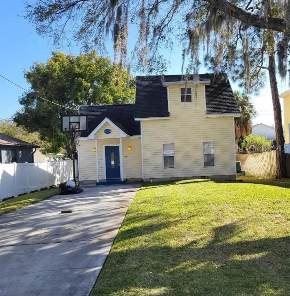 8520 Patsy Street Tampa FL 33615