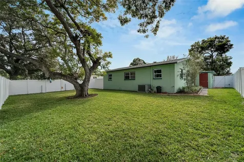 6514 S West Shore Circle Tampa FL 33616