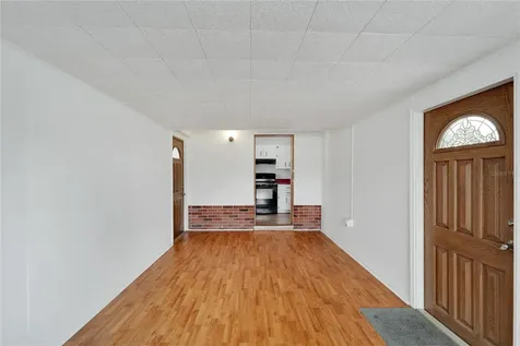 6514 S West Shore Circle Tampa FL 33616