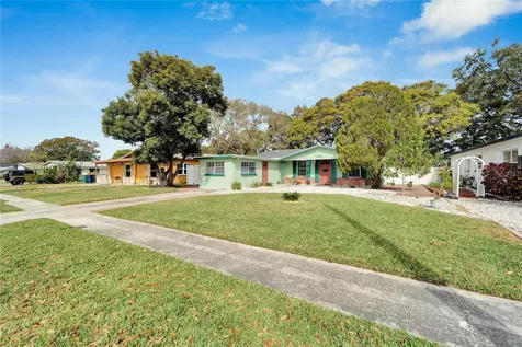 6514 S West Shore Circle Tampa FL 33616