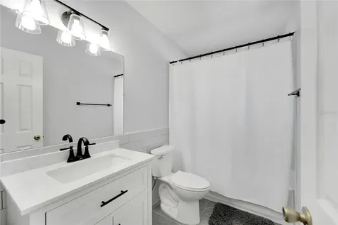6514 S West Shore Circle Tampa FL 33616