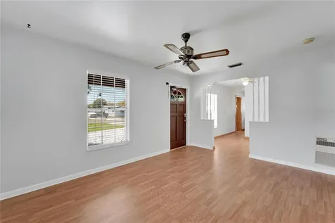 6514 S West Shore Circle Tampa FL 33616