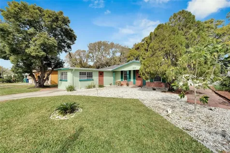 6514 S West Shore Circle Tampa FL 33616