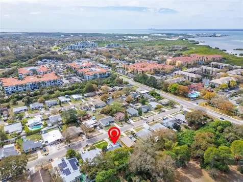 6514 S West Shore Circle Tampa FL 33616
