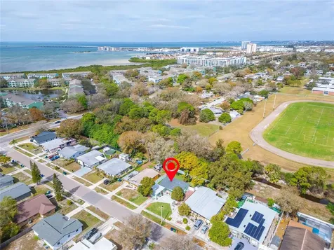 6514 S West Shore Circle Tampa FL 33616