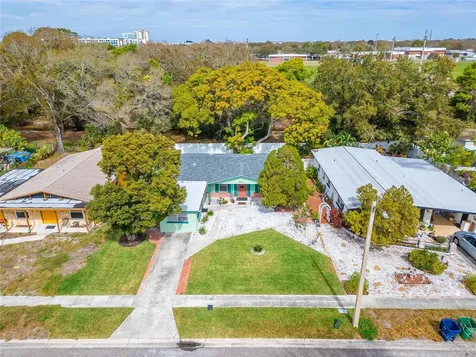 6514 S West Shore Circle Tampa FL 33616