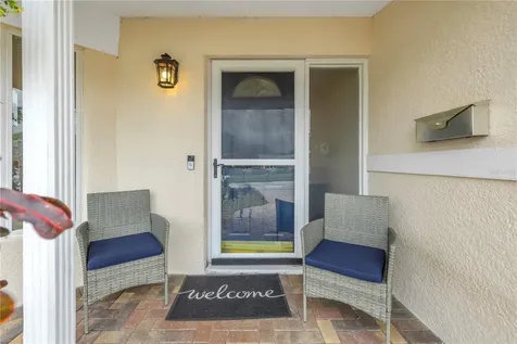 5918 27th Avenue N St Petersburg FL 33710