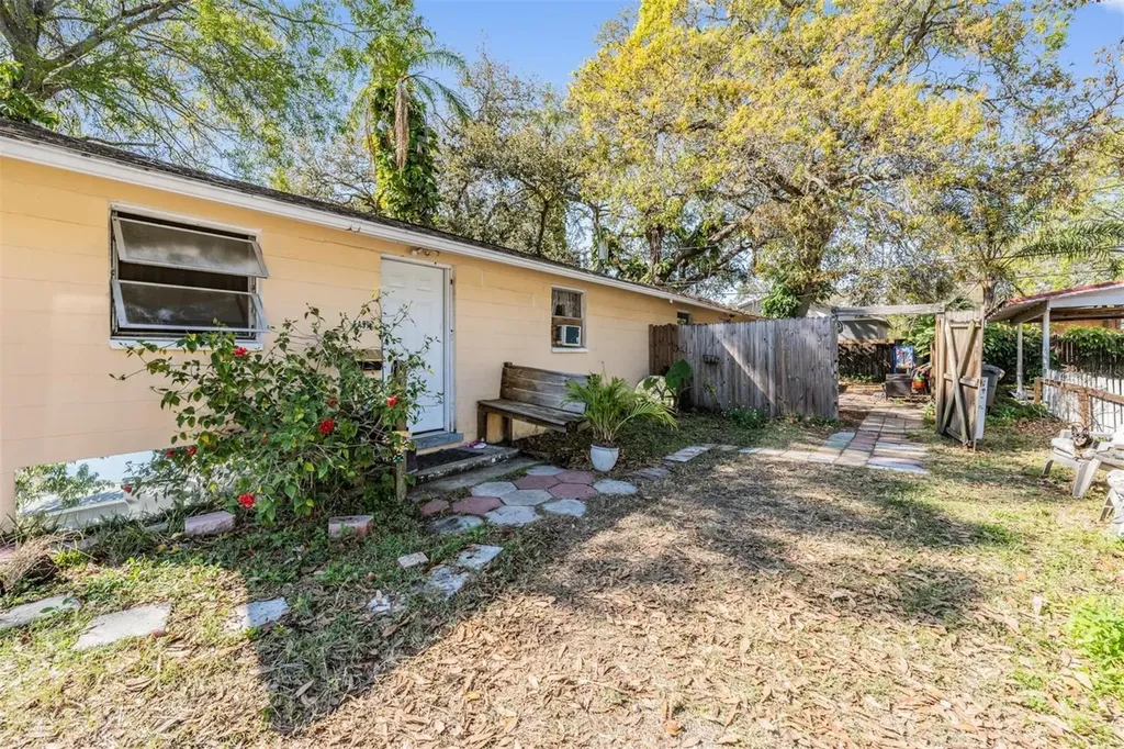 6316 29th Street N St Petersburg FL 33702