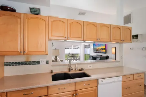 531 36th Street W Palmetto FL 34221