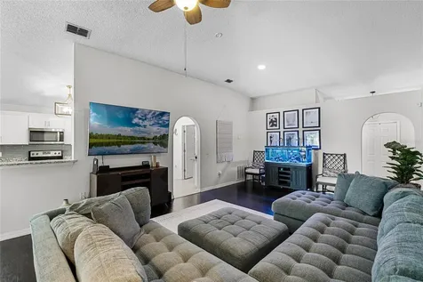 16978 Cornerwood Drive Orlando FL 32820
