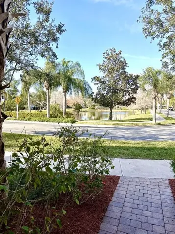 1541 Napoli Drive E Sarasota FL 34232