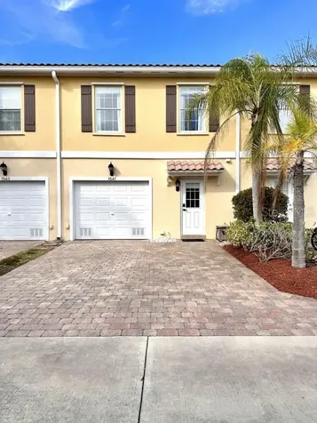 1541 Napoli Drive E Sarasota FL 34232