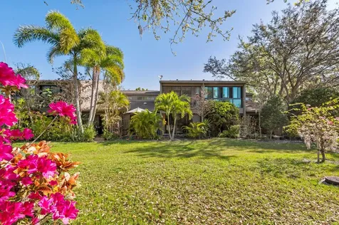 1620 Treehouse Circle Sarasota FL 34231