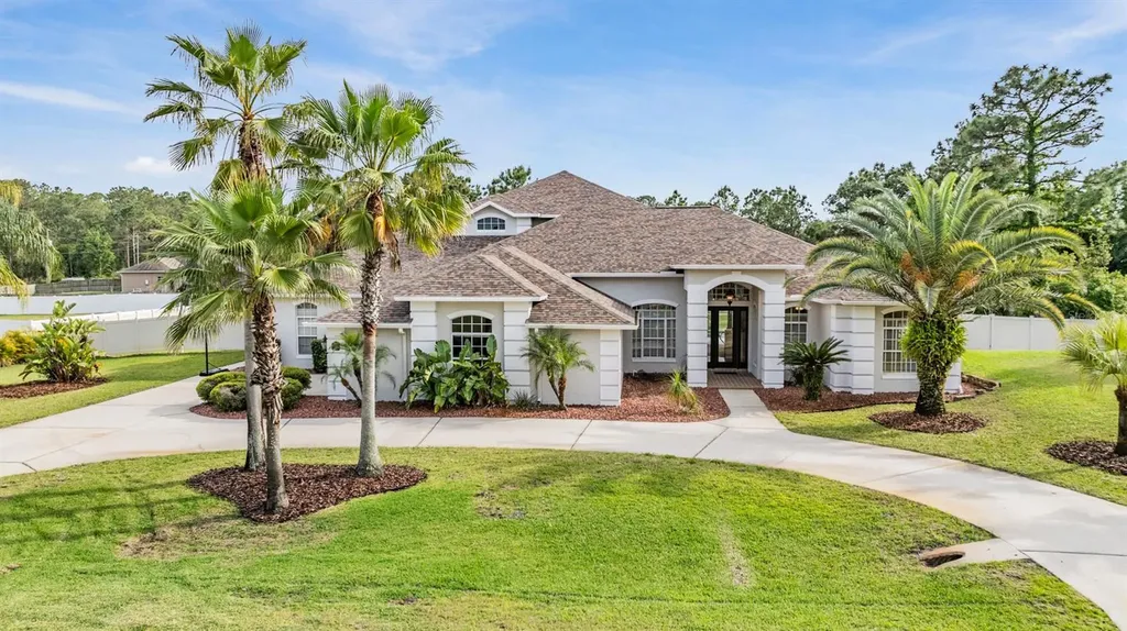 27503 Elkwood Circle Wesley Chapel FL 33544