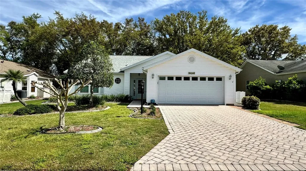 25408 Waterbrook Court Leesburg FL 34748