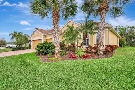 19584 Petrino Street Venice FL 34293