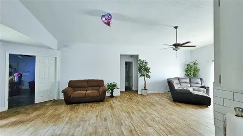 365 Lake Daisy Circle Winter Haven FL 33884