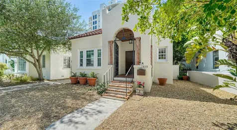 410 Burns Court Sarasota FL 34236