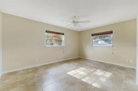 4285 Tidewater Drive Orlando FL 32812