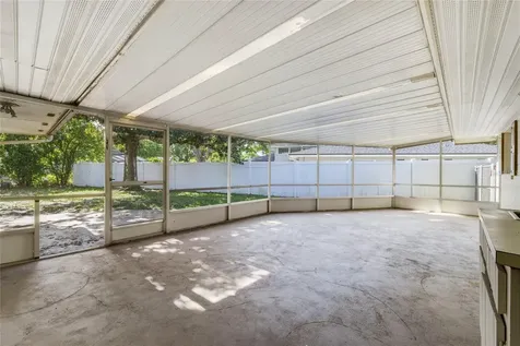 4285 Tidewater Drive Orlando FL 32812