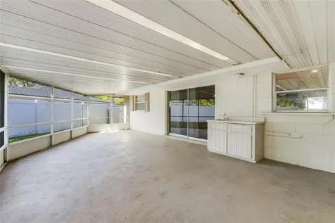 4285 Tidewater Drive Orlando FL 32812