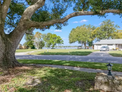 4285 Tidewater Drive Orlando FL 32812