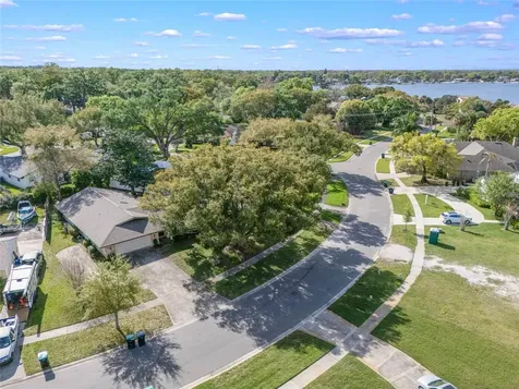 4285 Tidewater Drive Orlando FL 32812