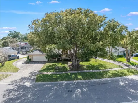 4285 Tidewater Drive Orlando FL 32812