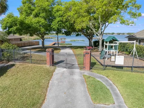 4285 Tidewater Drive Orlando FL 32812