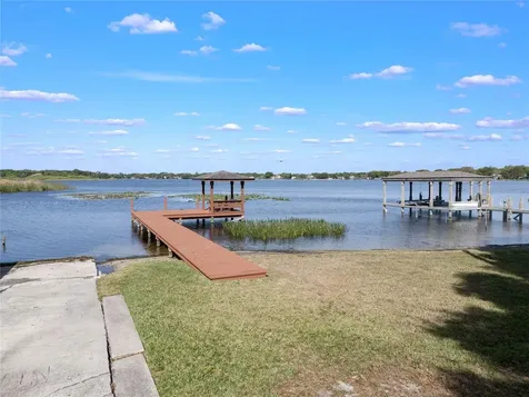 4285 Tidewater Drive Orlando FL 32812