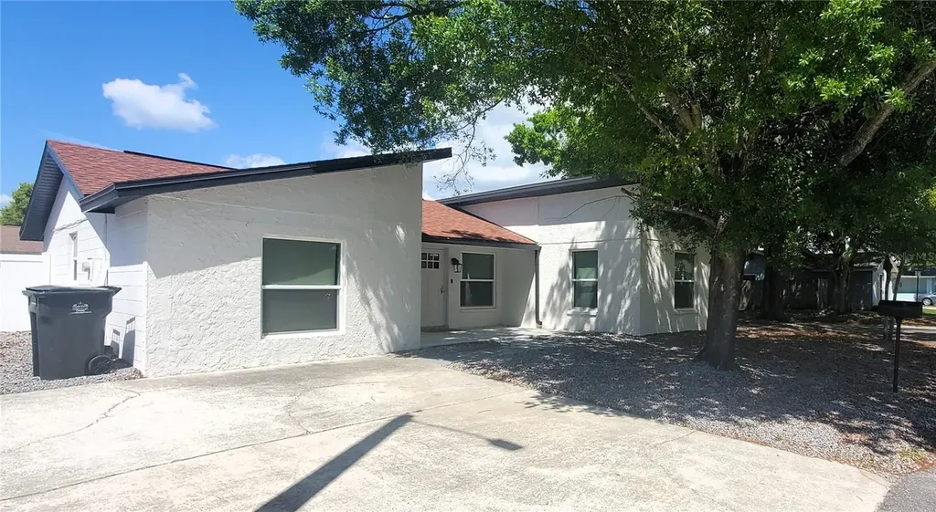 6708 Hidden Hills Court Tampa FL 33615