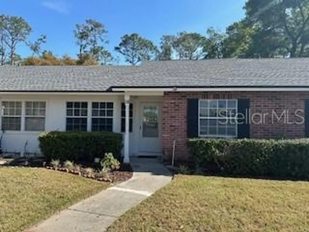 15 Kings Colony Court Palm Coast FL 32137