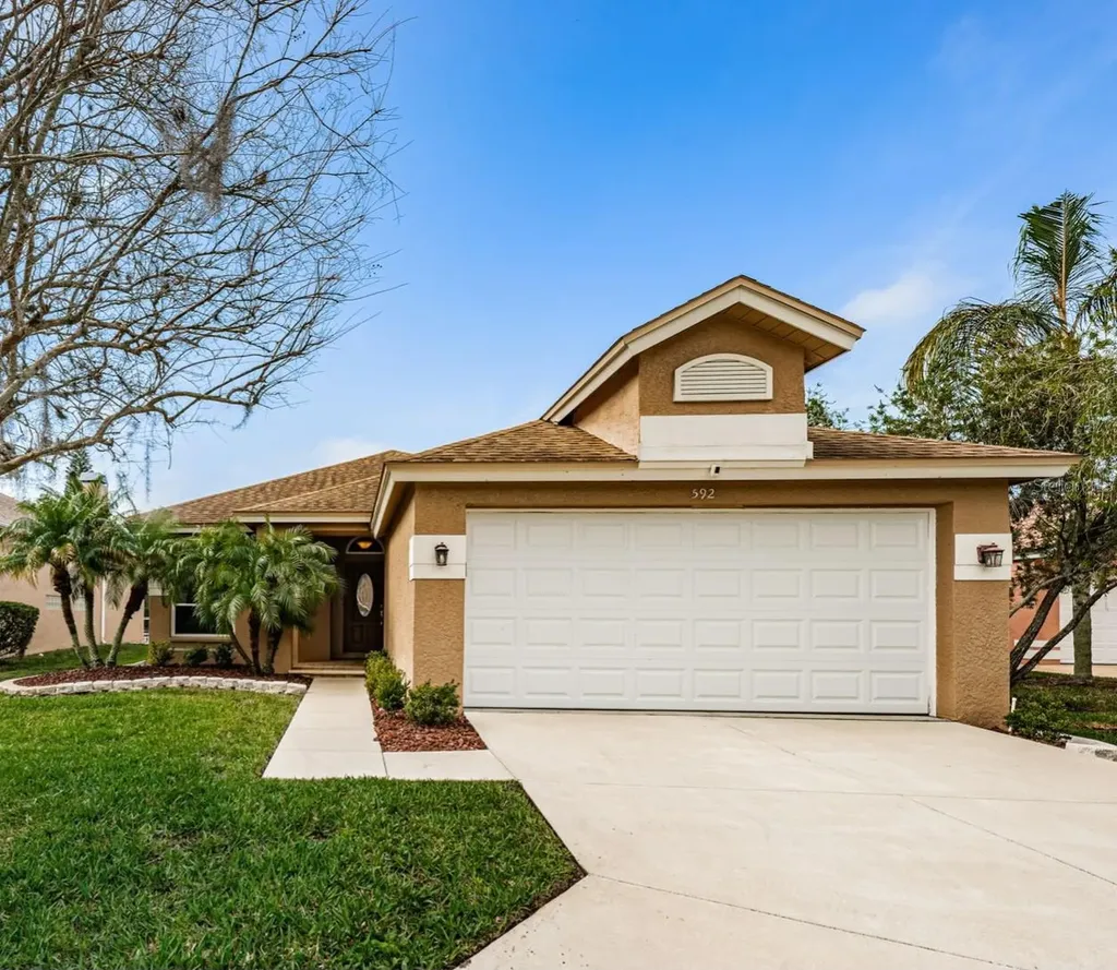 592 Kingsmill Court Oldsmar FL 34677