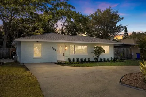 1932 New Hampshire Avenue NE St Petersburg FL 33703