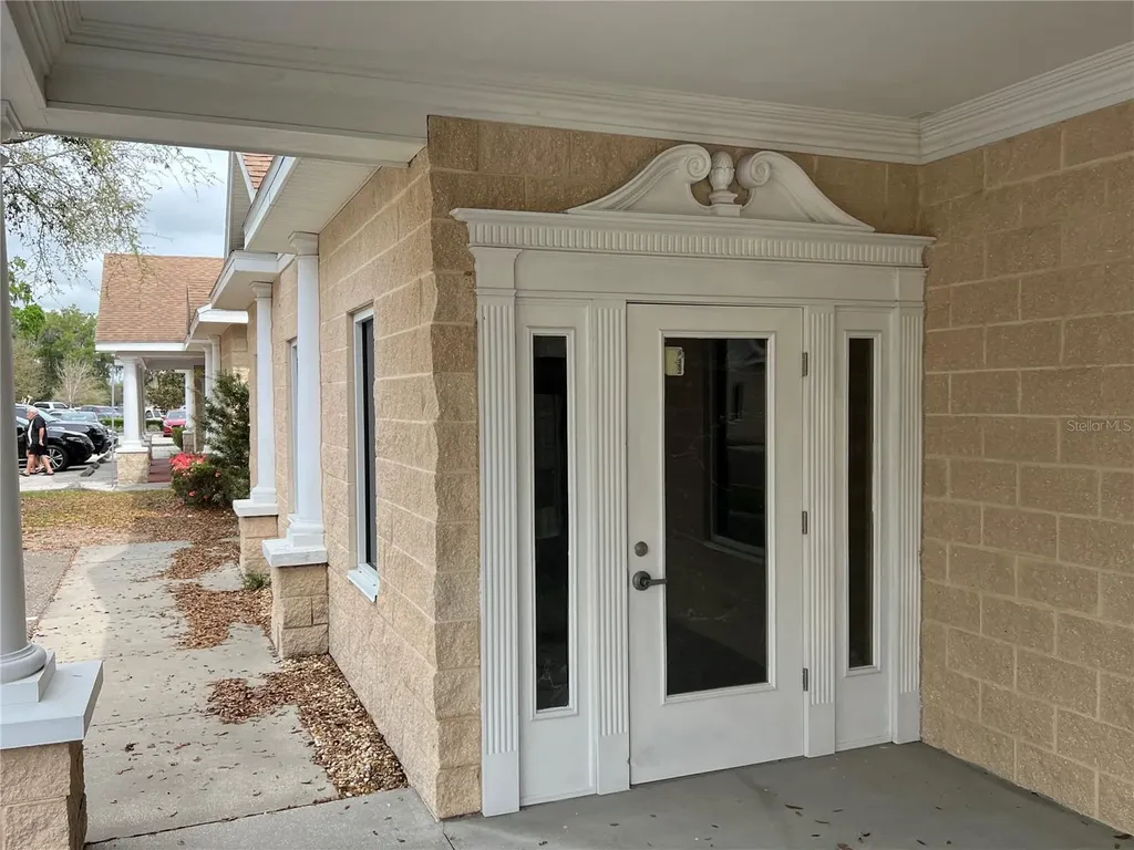 533 Medical Oaks Avenue Brandon FL 33511