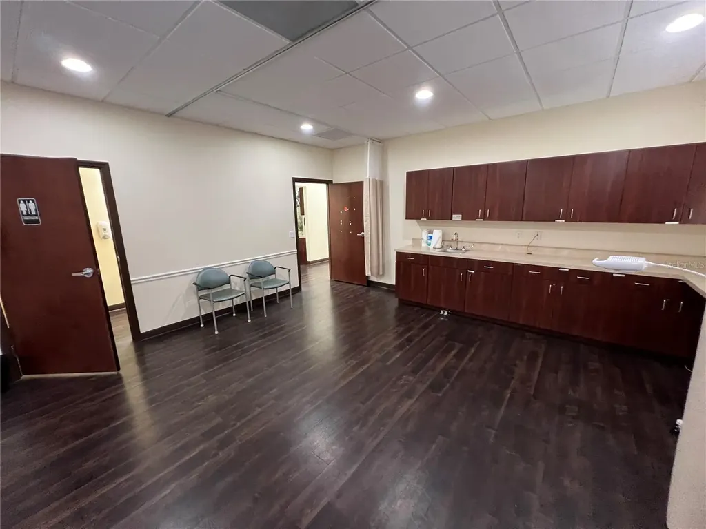 533 Medical Oaks Avenue Brandon FL 33511