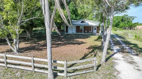 9403 SE English Avenue Arcadia FL 34266