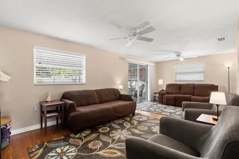 5330 34th Avenue N St Petersburg FL 33710
