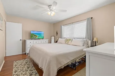 5330 34th Avenue N St Petersburg FL 33710