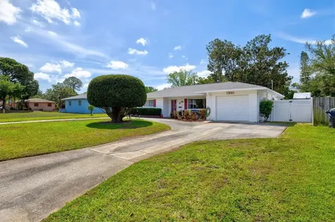 5330 34th Avenue N St Petersburg FL 33710