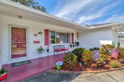 5330 34th Avenue N St Petersburg FL 33710