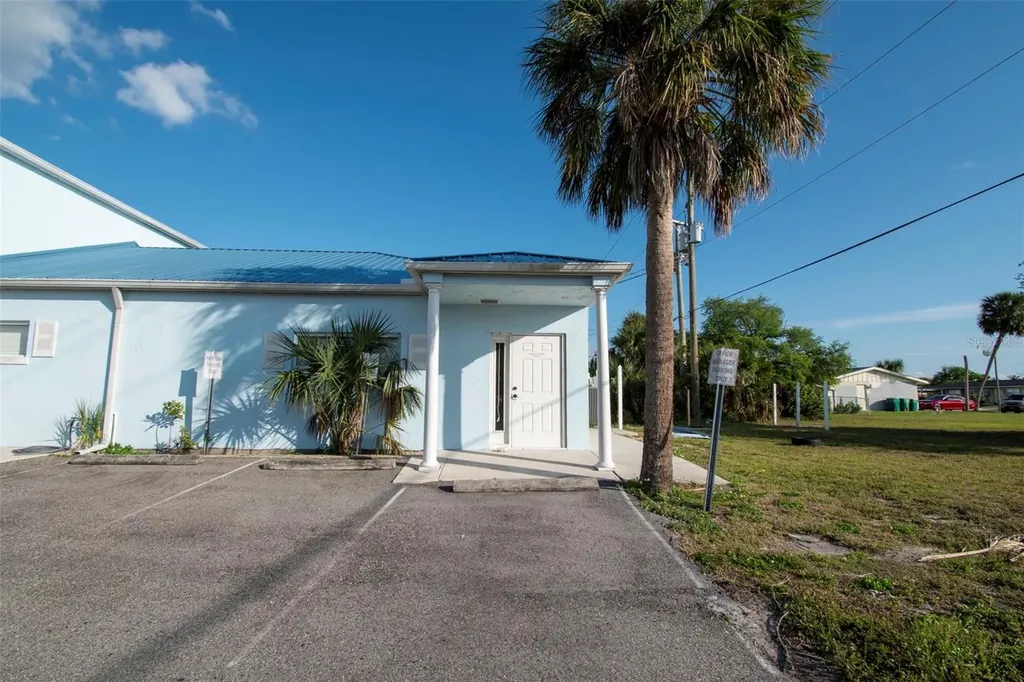 3221 Tamiami Trail Port Charlotte FL 33952