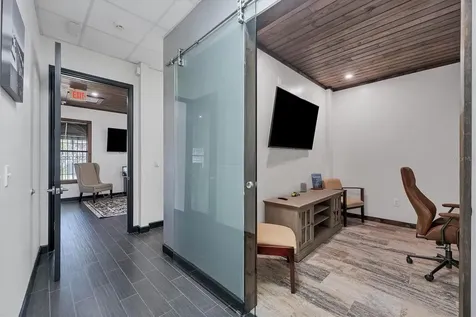 1717 E 5th Avenue Tampa FL 33605