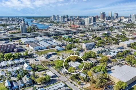 1717 E 5th Avenue Tampa FL 33605