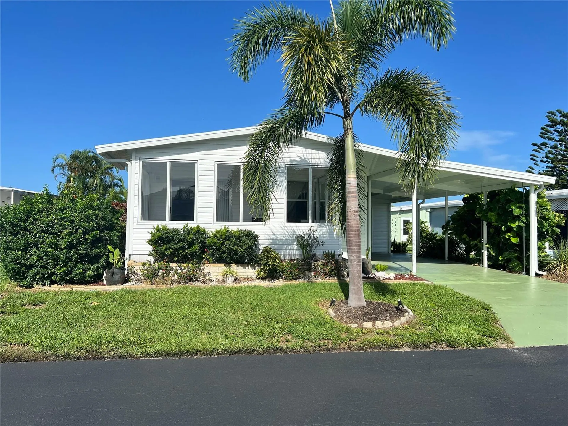7 S Esplanade Street Englewood FL 34223