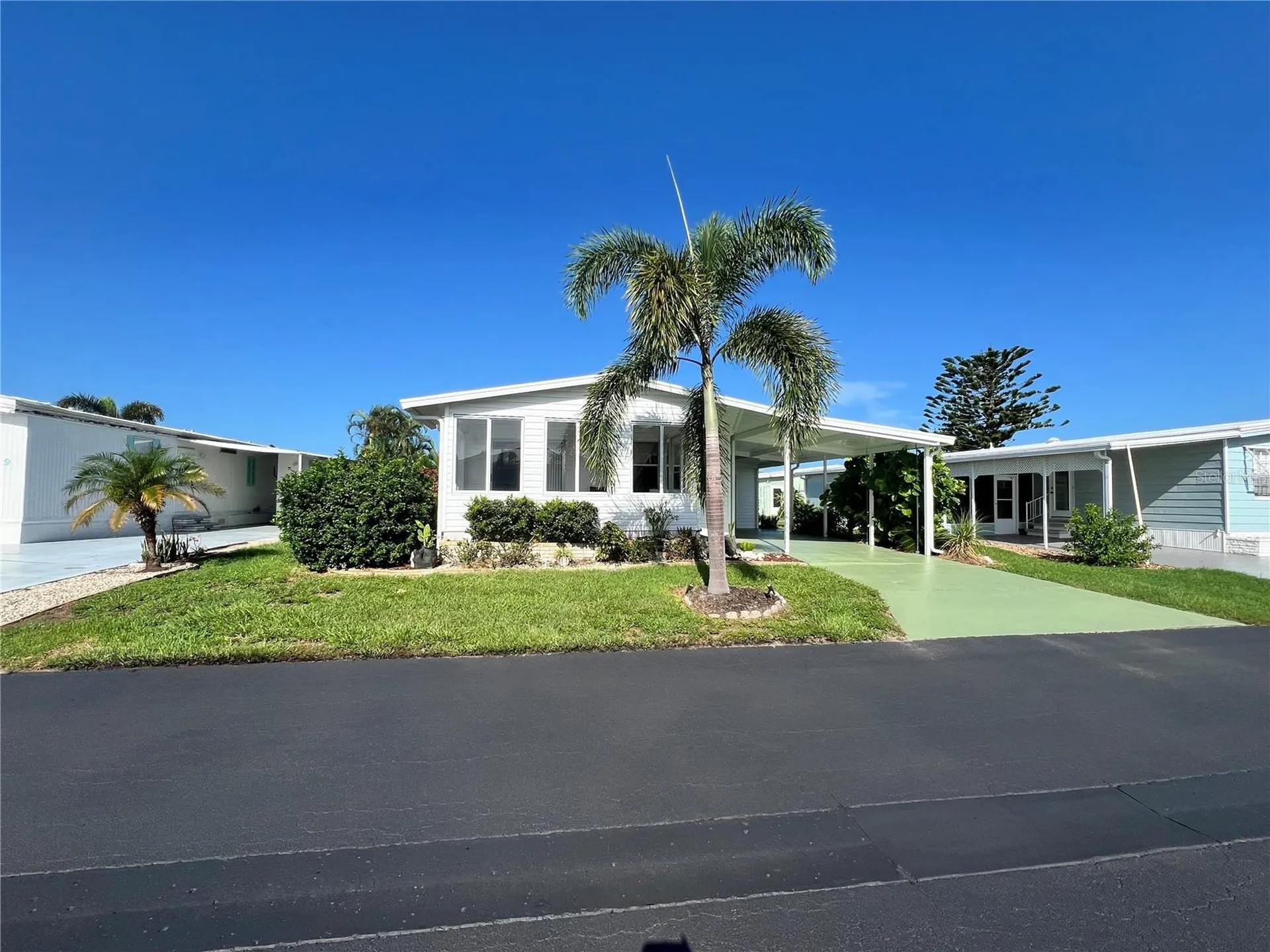 7 S Esplanade Street Englewood FL 34223