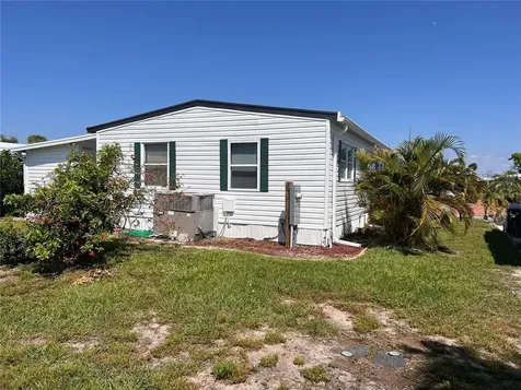 7 S Esplanade Street Englewood FL 34223