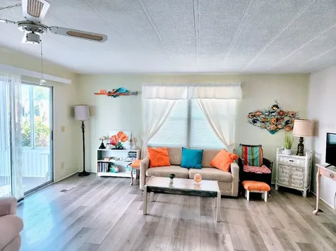 7 S Esplanade Street Englewood FL 34223